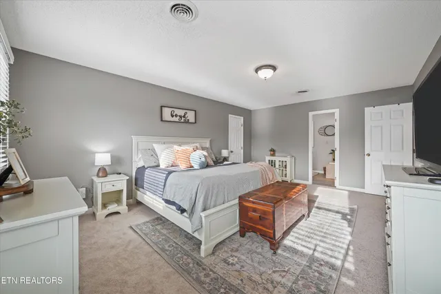 $750,000 | 704 Knight Bridge Road, Maryville, TN 37803