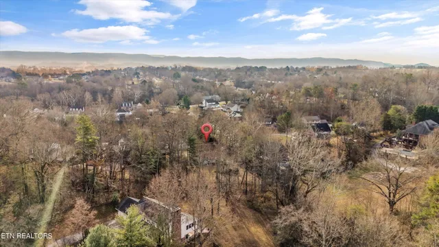 $750,000 | 704 Knight Bridge Road, Maryville, TN 37803