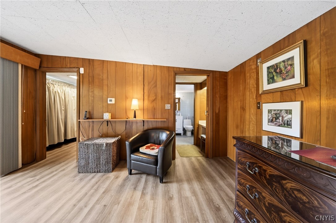 327 Kimber Road Syracuse, NY 13214 - Photo 23 of 44