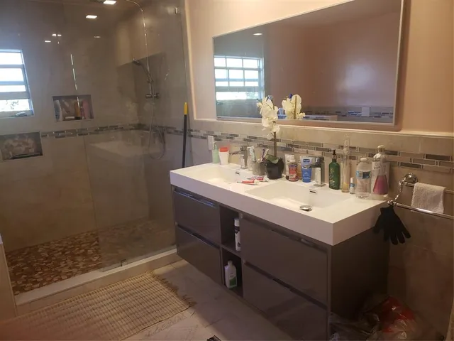 $965,000 | 19421 Northwest 18th Court, Miami Gardens, FL 33056