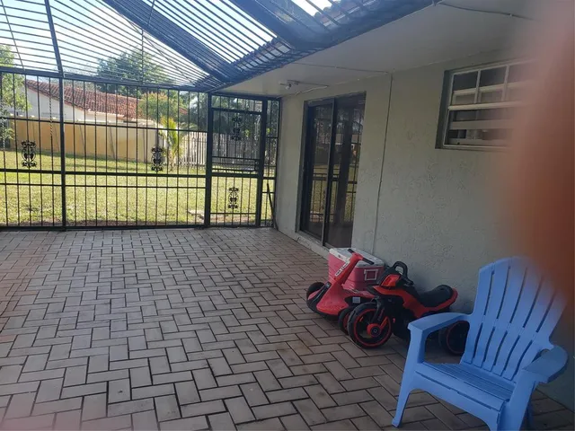 $965,000 | 19421 Northwest 18th Court, Miami Gardens, FL 33056