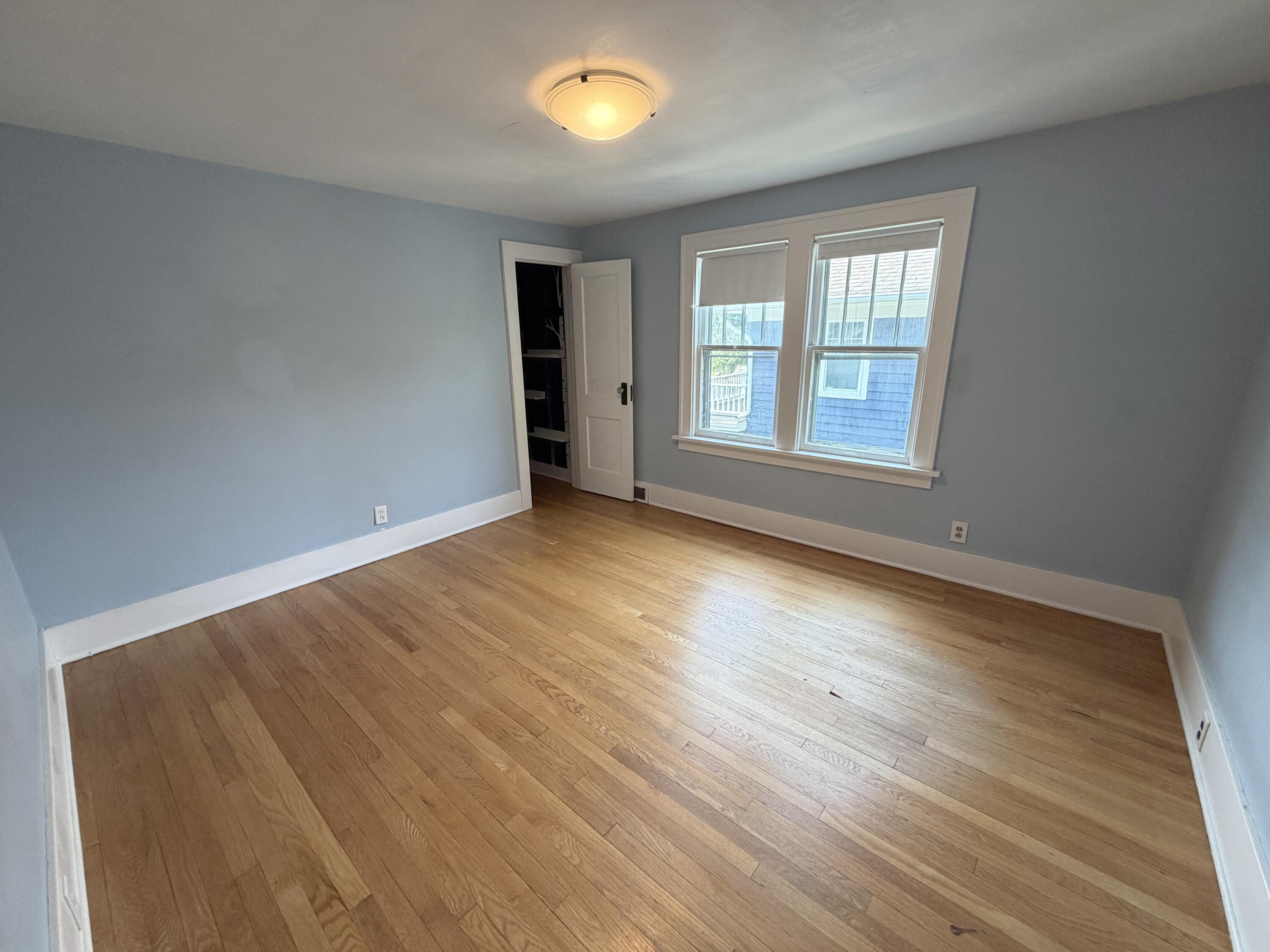 321 Inkster Avenue Kalamazoo, MI 49001 - Photo 39 of 48 Bedroom 3