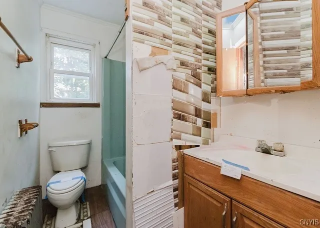 $138,500 | 18 Hillside Place, Highland, NY 12528