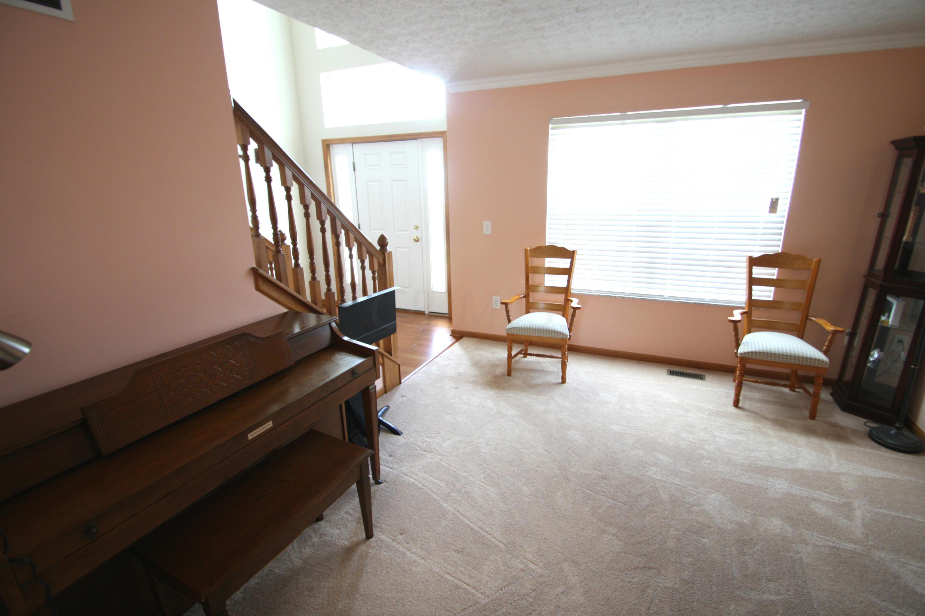 2198 Reeves Avenue Lewis Center, OH 43035 - Photo 4 of 28 Gallery Image 4