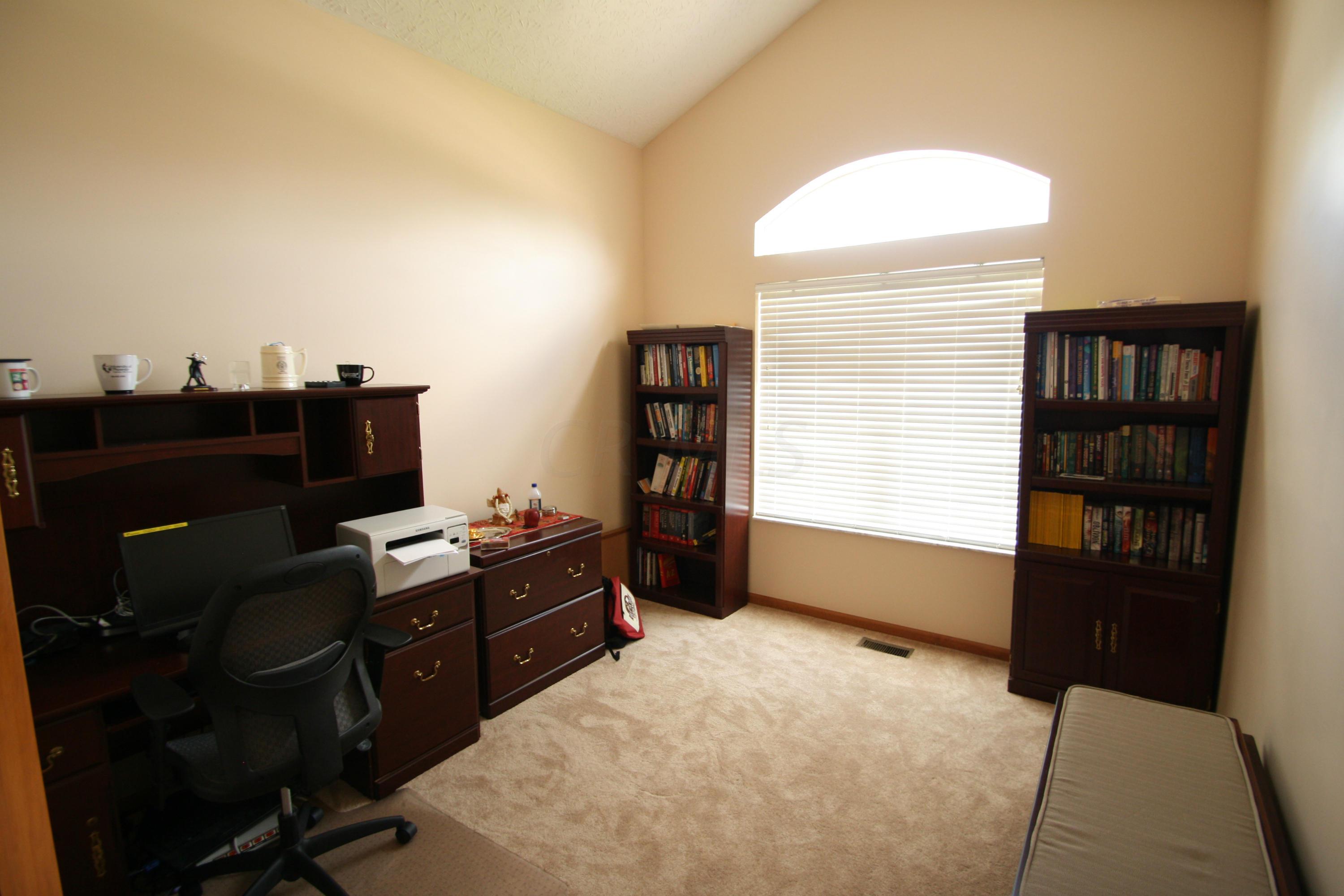2198 Reeves Avenue Lewis Center, OH 43035 - Photo 7 of 28 Gallery Image 7