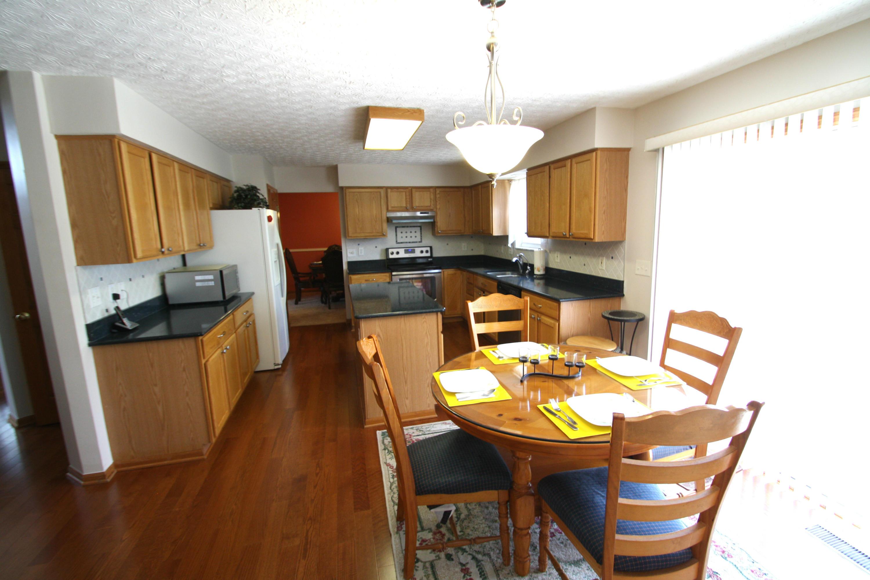 2198 Reeves Avenue Lewis Center, OH 43035 - Photo 8 of 28 Gallery Image 8
