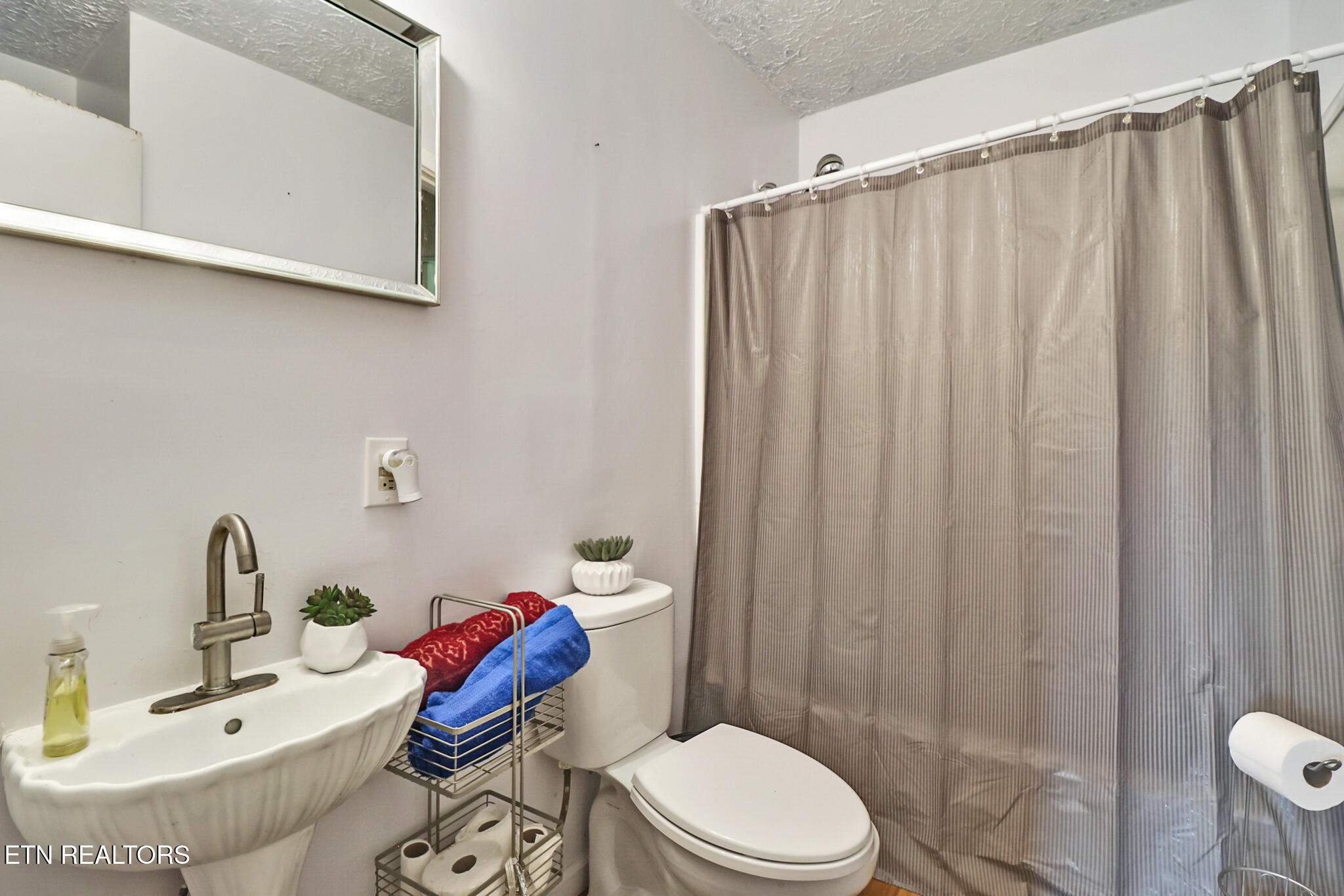 3225 West Wolf Valley Road Clinton, TN 37716 - Photo 28 of 30 if1a9596-if1a9600