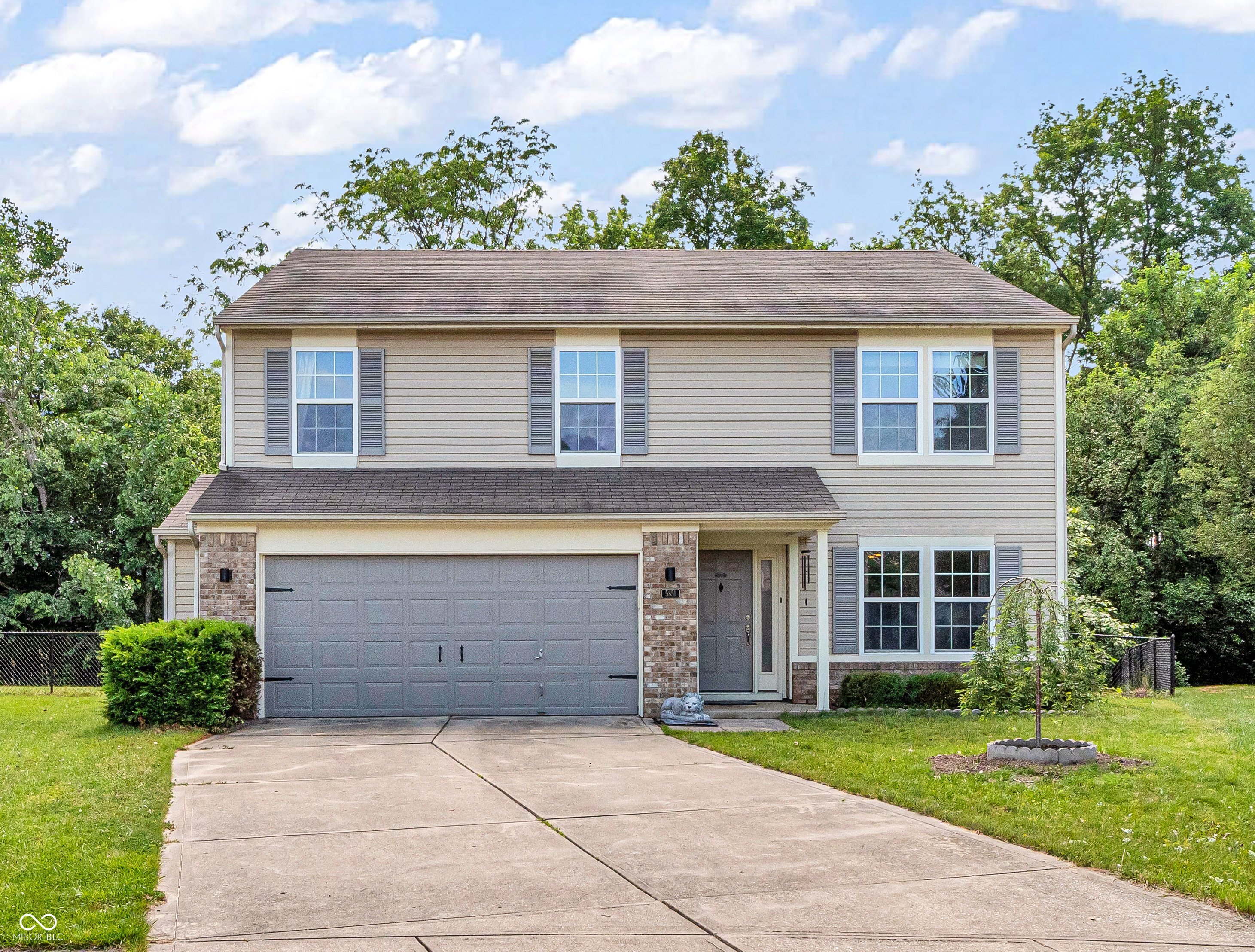 5851 Long Ridge Place Indianapolis, IN 46221 - Photo 1 of 34