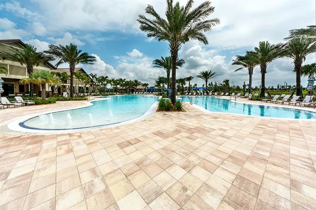 $575,000 | 16745 Ellsworth Avenue, Bradenton, FL 34202