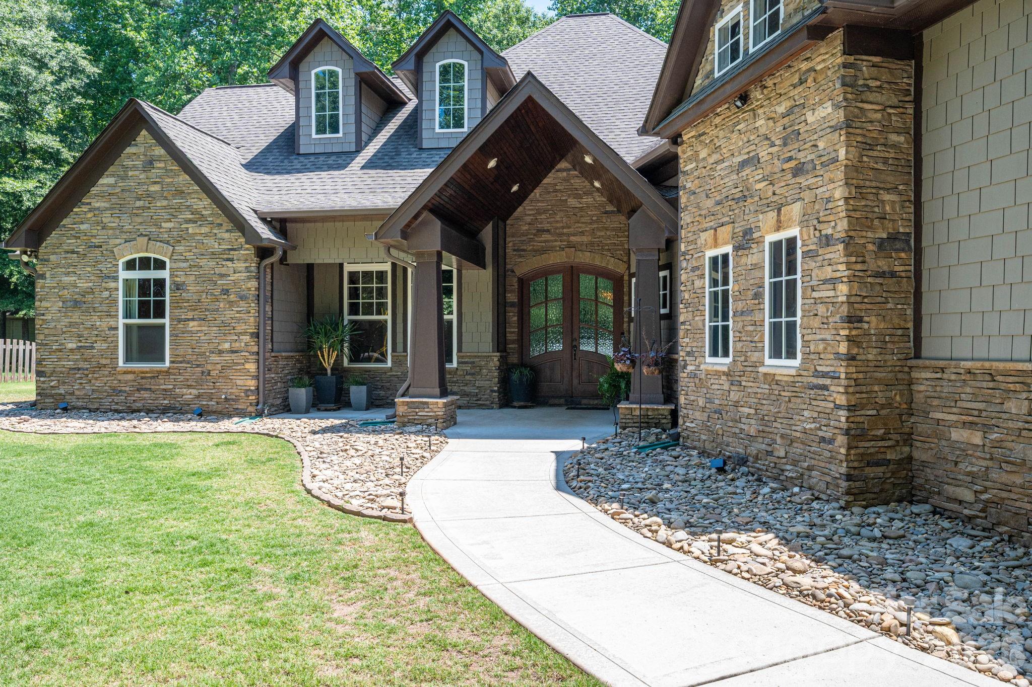 489 Evergreen Road Lake Wylie, SC 29710 - Photo 4 of 47