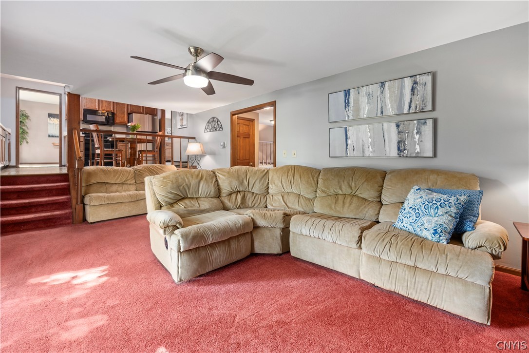 4326 Cinnamon Path Clay, NY 13090 - Photo 19 of 43