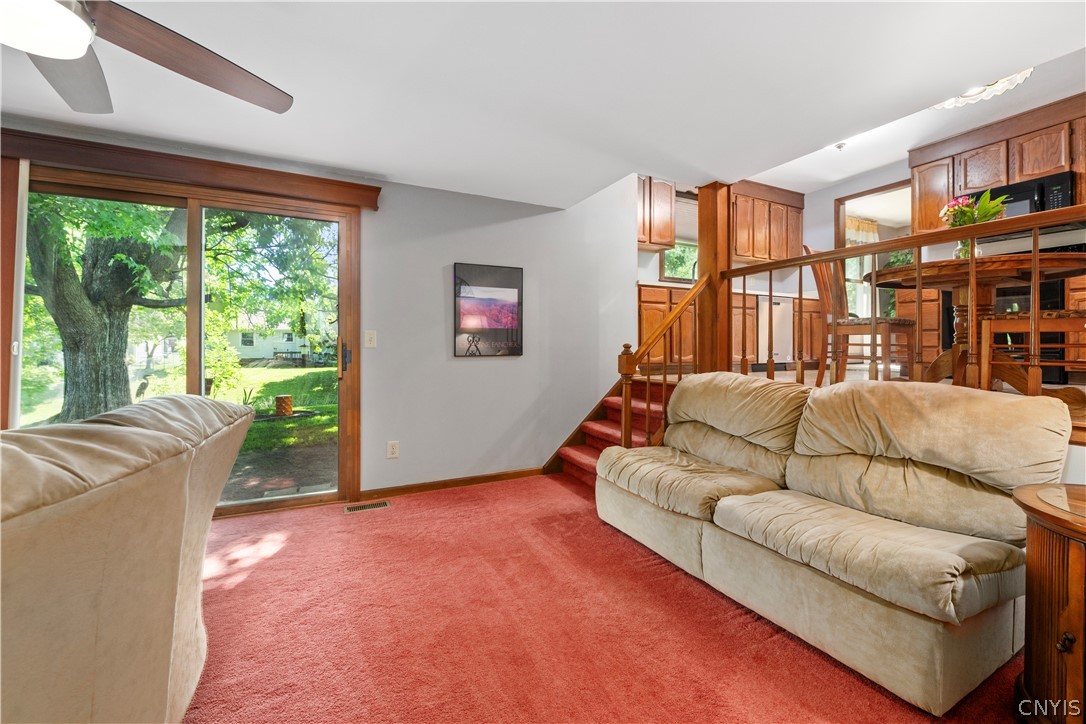 4326 Cinnamon Path Clay, NY 13090 - Photo 20 of 43