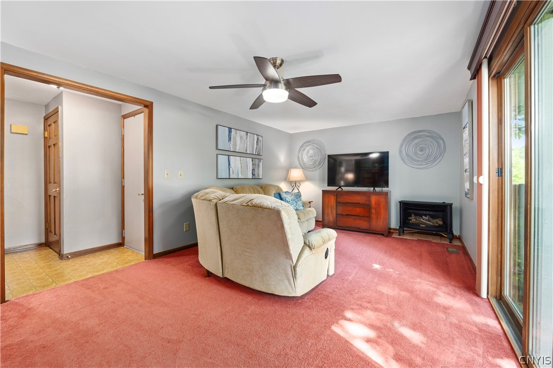 4326 Cinnamon Path Clay, NY 13090 - Photo 22 of 43