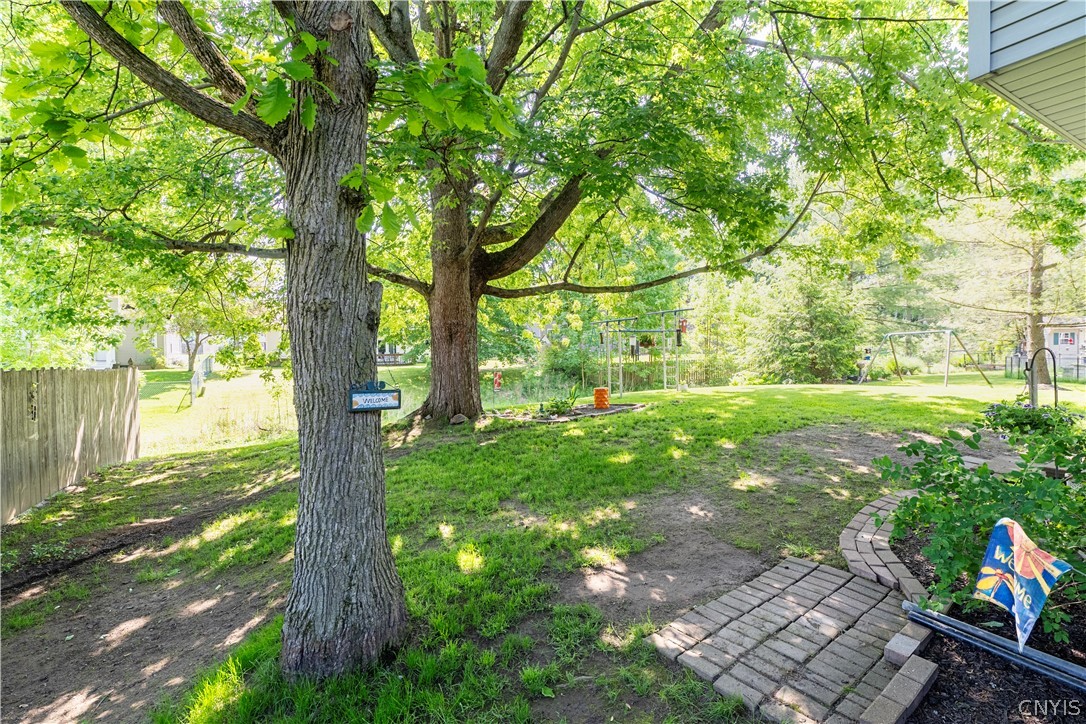 4326 Cinnamon Path Clay, NY 13090 - Photo 39 of 43