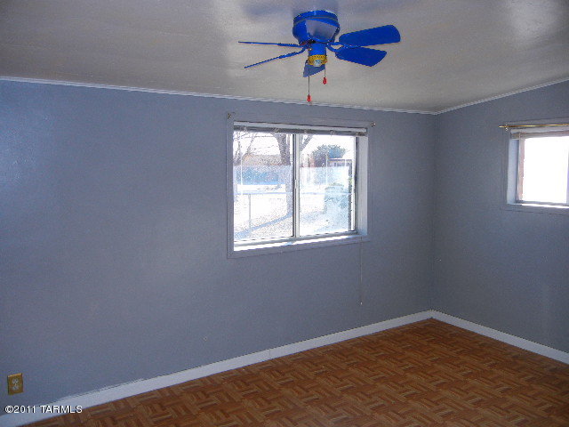 655 East Post Road Benson, AZ 85602 - Photo 9 of 22