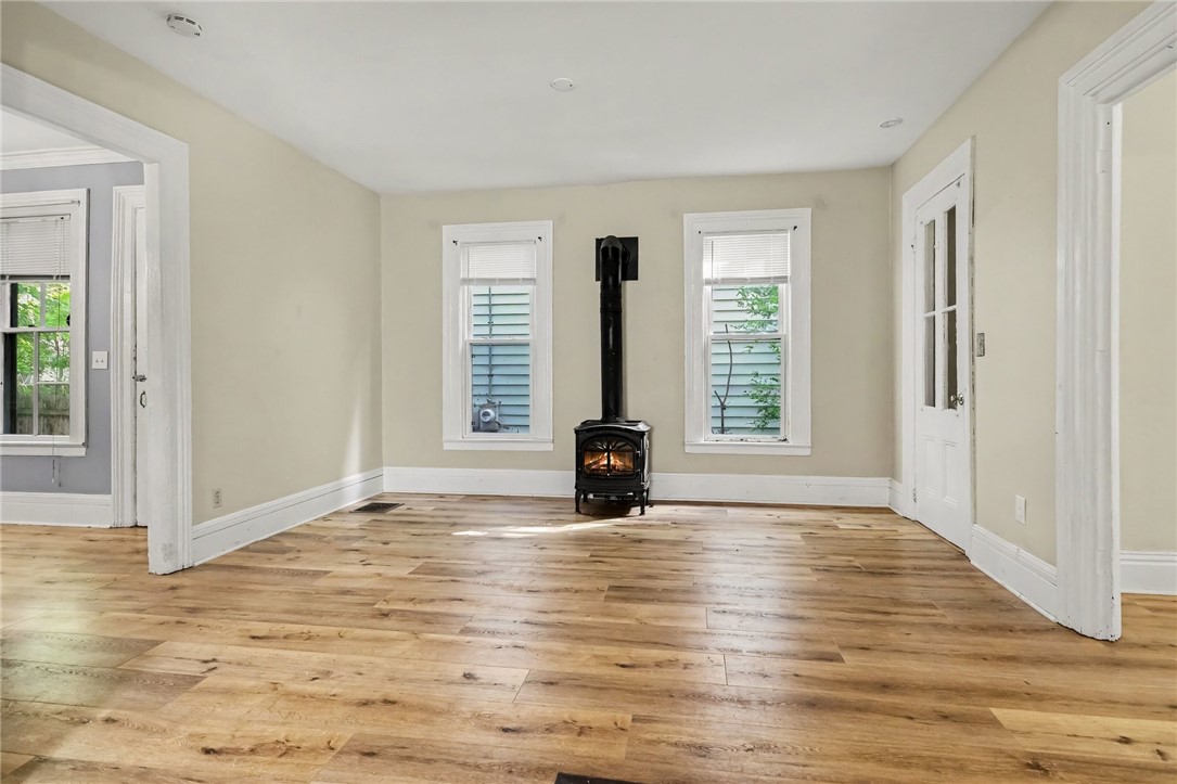 18 Hickory Street Rochester, NY 14620 - Photo 2 of 33 Gallery Image 2