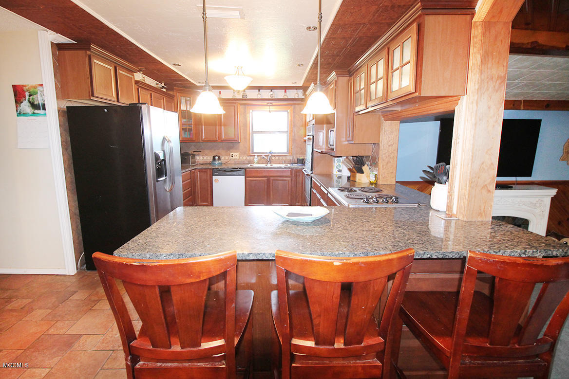 234 Clarence Bonnett Road Lucedale, MS 39452 - Photo 9 of 44 2 (1)