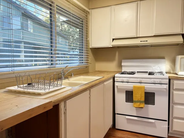 $95,000 | 25955 Highway 243, Unit 25, Idyllwild, CA 92549