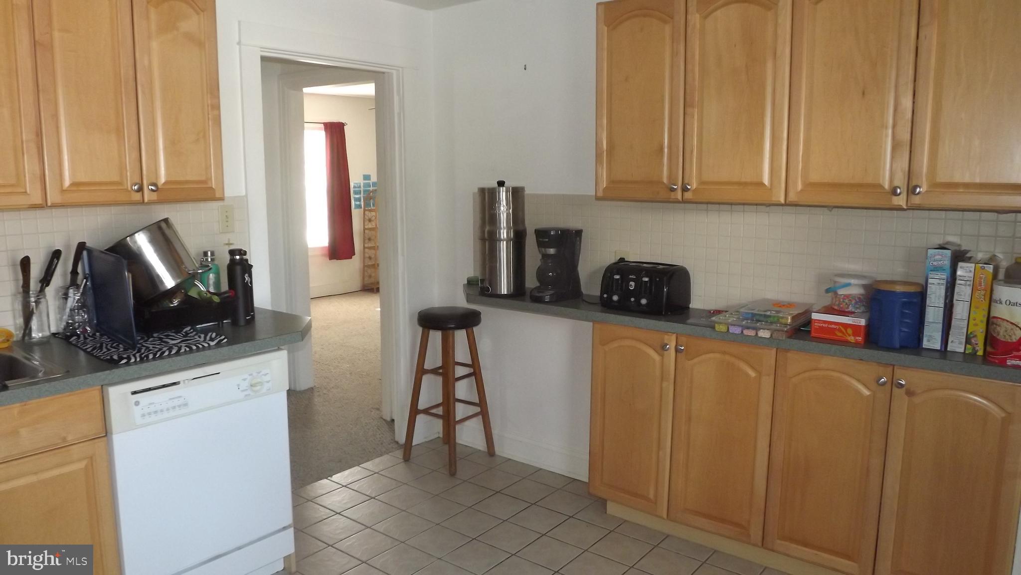 363 East Prospect Street Nazareth, PA 18064 - Photo 11 of 23