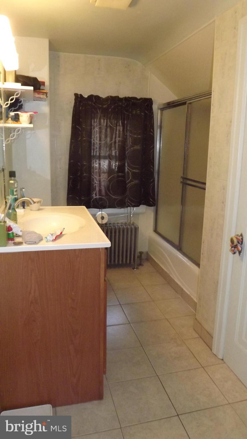 363 East Prospect Street Nazareth, PA 18064 - Photo 16 of 23