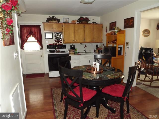 363 East Prospect Street Nazareth, PA 18064 - Photo 3 of 23