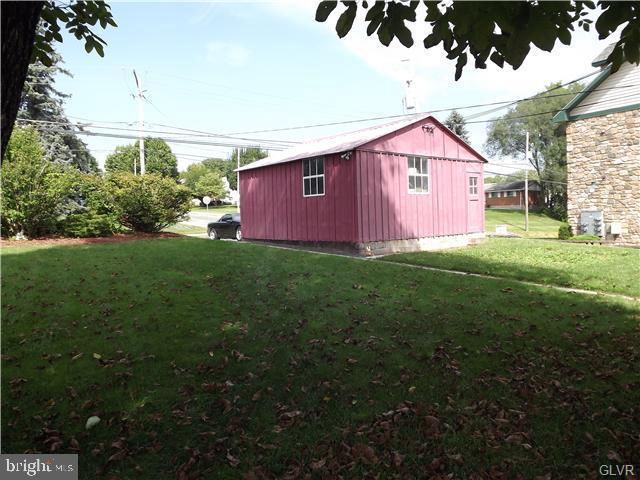 363 East Prospect Street Nazareth, PA 18064 - Photo 22 of 23