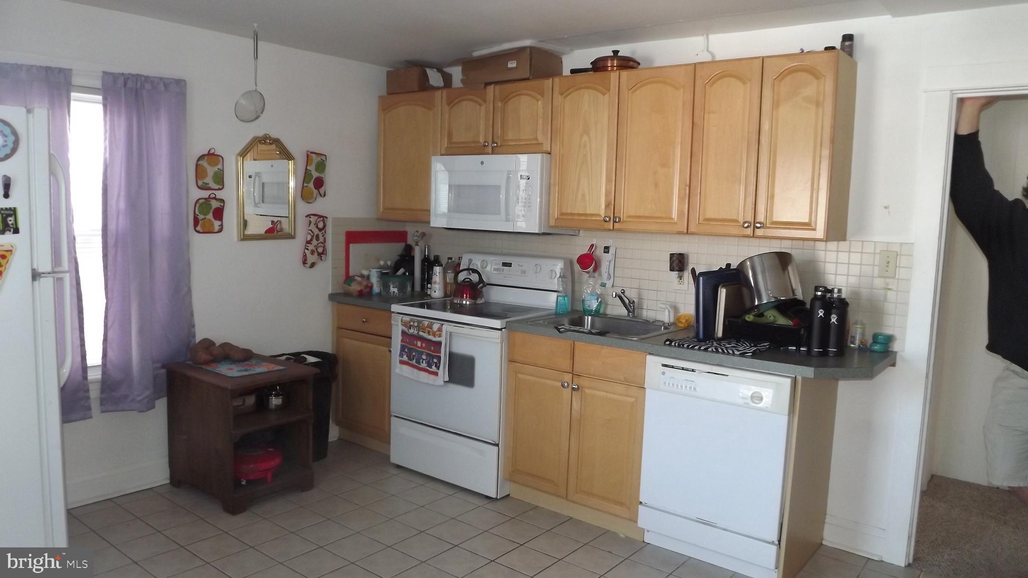 363 East Prospect Street Nazareth, PA 18064 - Photo 10 of 23