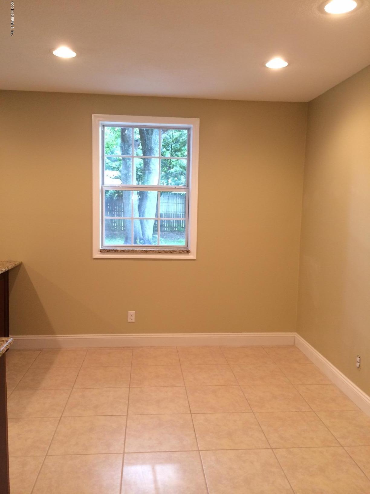 2011 Penman Road Jacksonville Beach, FL 32250 - Photo 13 of 21 Dining Area