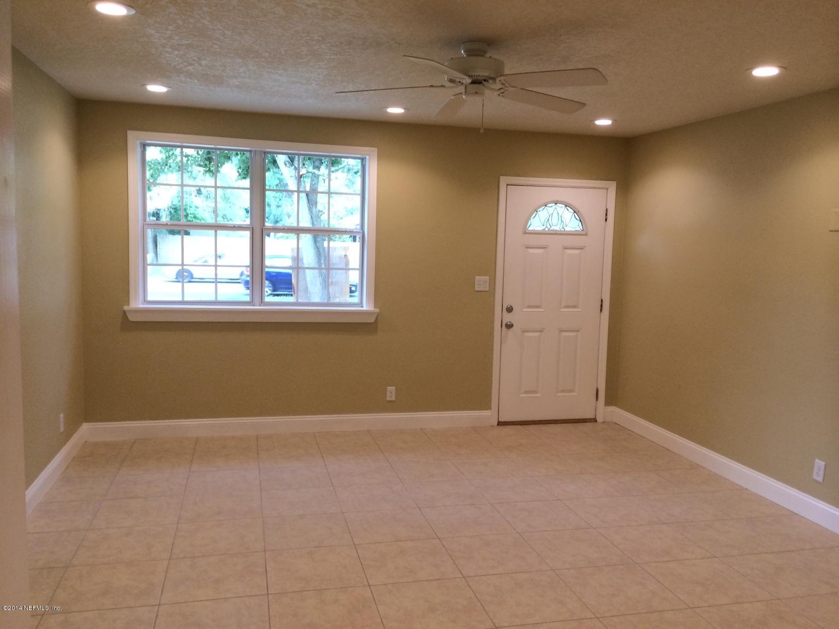 2011 Penman Road Jacksonville Beach, FL 32250 - Photo 8 of 21 Living Room 2