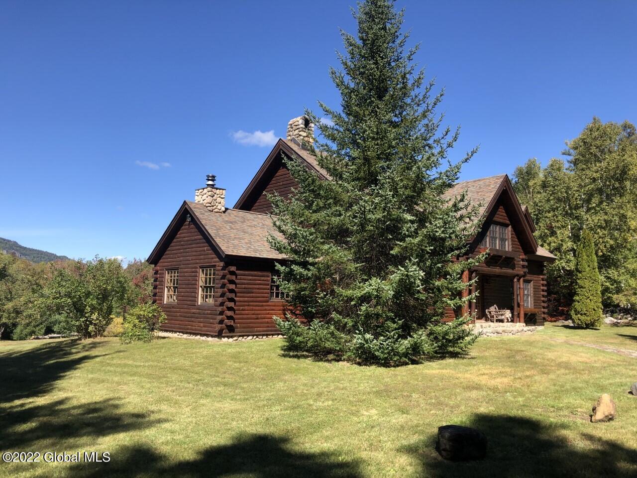 House from dway, Summer lg image
