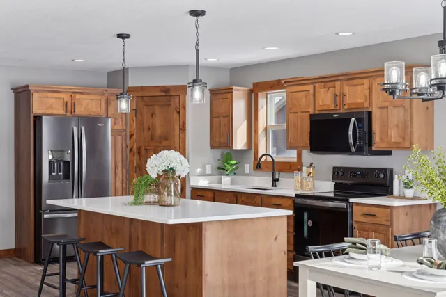 $499,900 | 1613 75th Avenue, Hammond, WI 54015