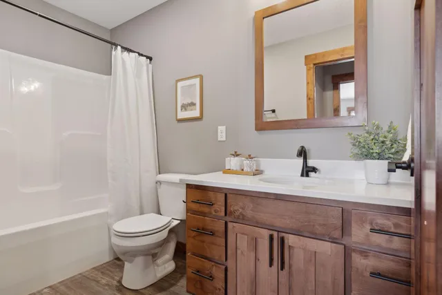 $499,900 | 1613 75th Avenue, Hammond, WI 54015