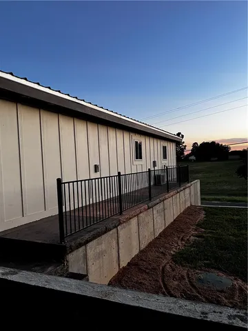 $369,000 | 114 Lakeview Drive, Hilltop Lakes, TX 77871