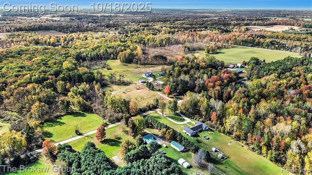 3745 Curry Road Caro, MI 48723 - Photo 2 of 37