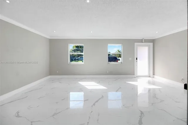 $489,000 | 365 Southwest 17th Avenue, Homestead, FL 33030