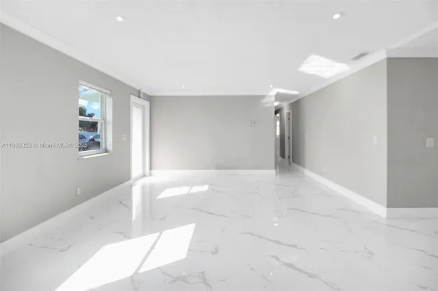 $489,000 | 365 Southwest 17th Avenue, Homestead, FL 33030