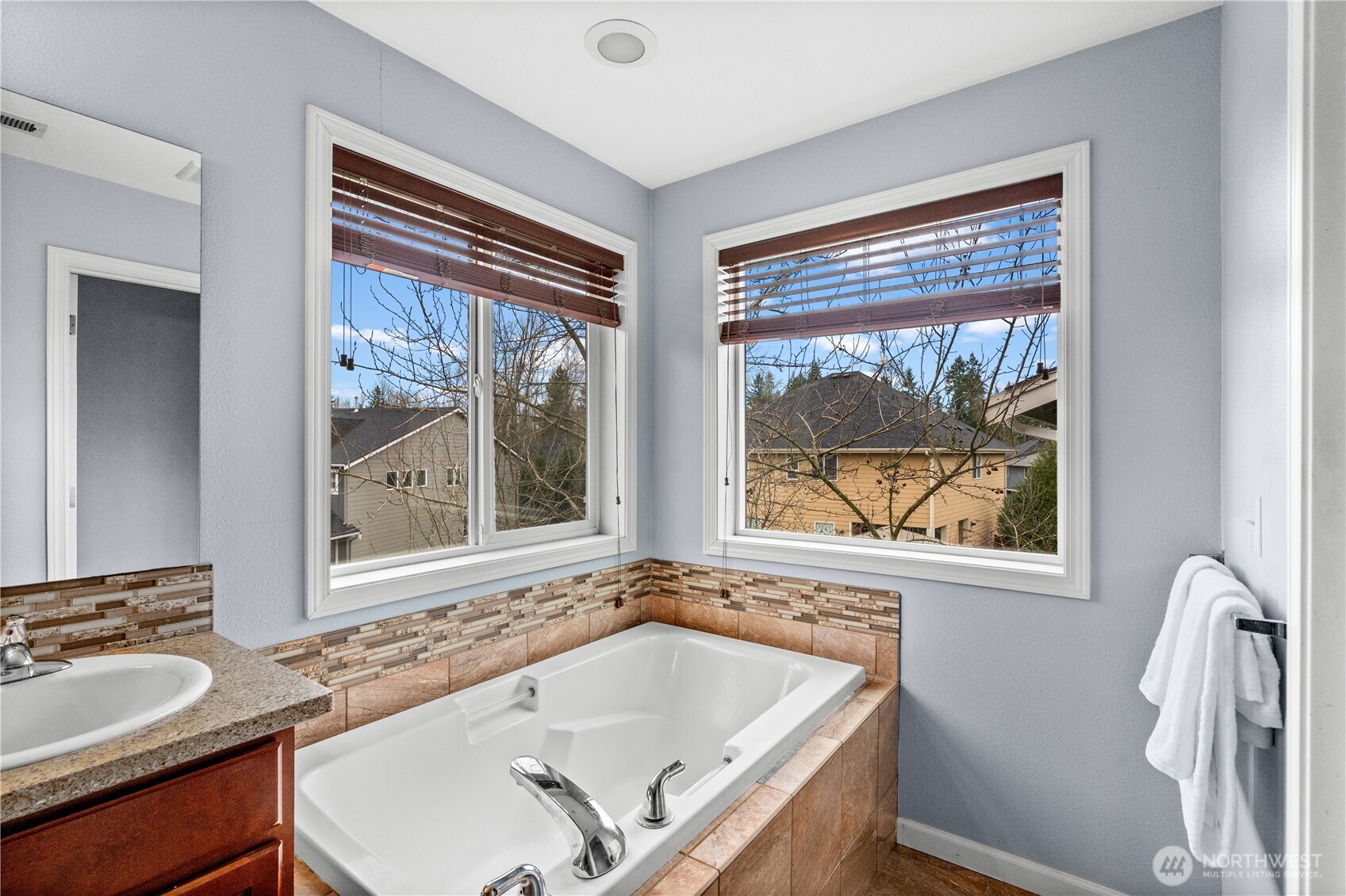 7912 164th Street East Puyallup, WA 98375 - Photo 18 of 35