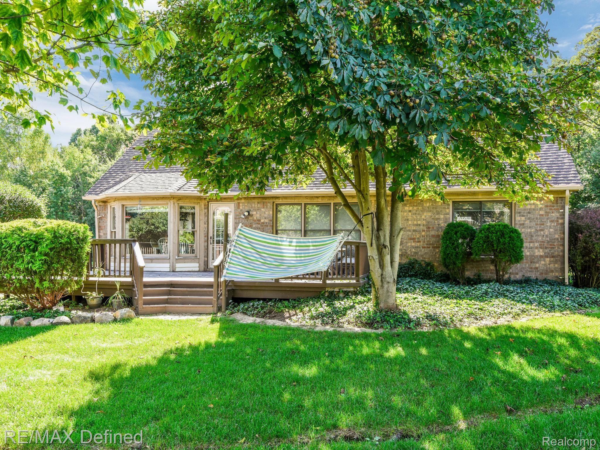 3151 Lexham Lane Rochester, MI 48309 - Photo 5 of 34 3151 Lexham Ln Rochester Hills-033-027-3151 Lexham Ln Rochester Hills-MLS_Size.jpg