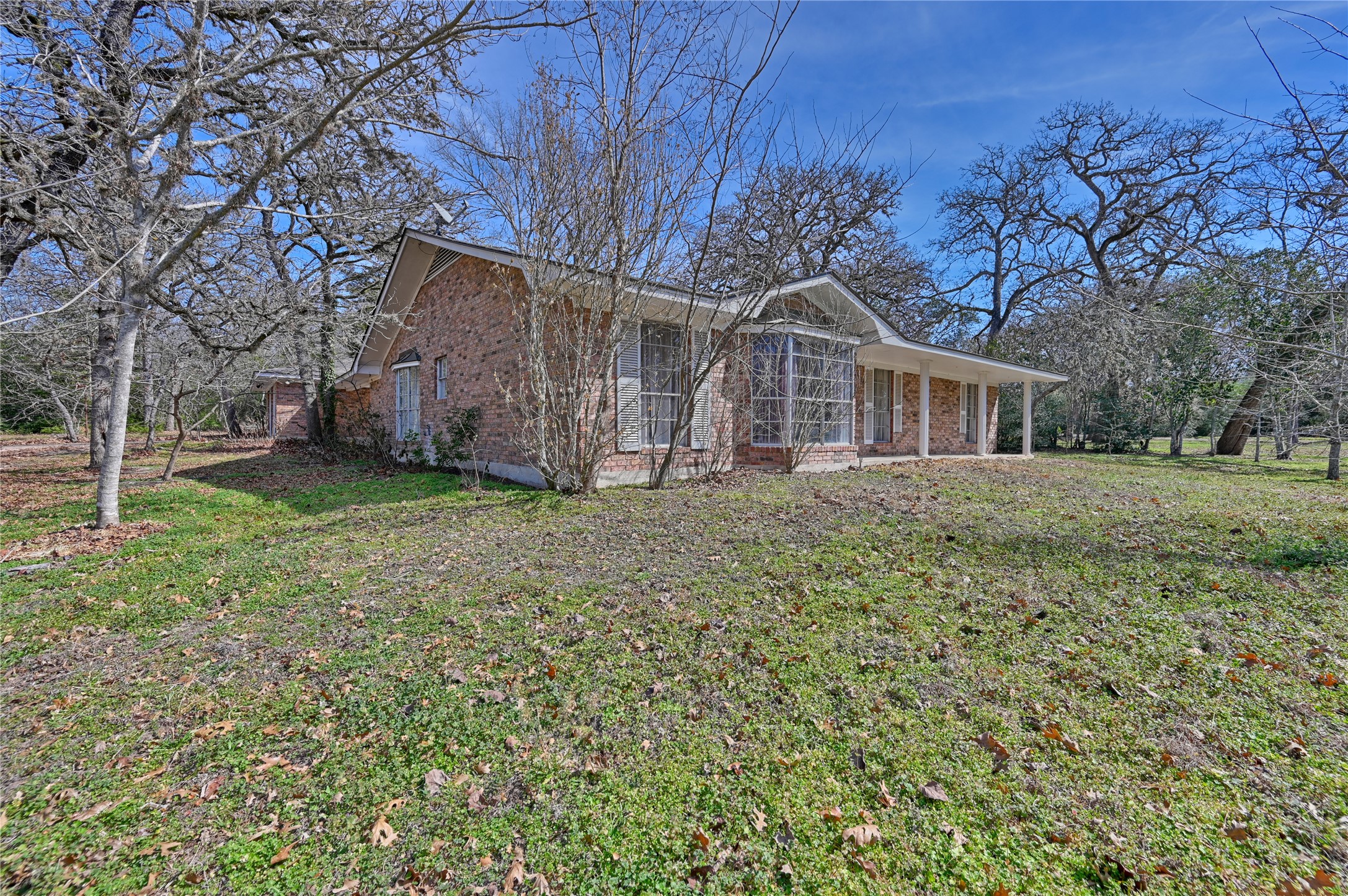 176 FM 2679 Road Brenham, TX 77833 - Photo 4 of 38