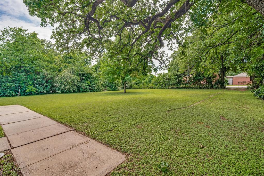 1026 South Sam Houston Road Mesquite, TX 75149 - Photo 28 of 39