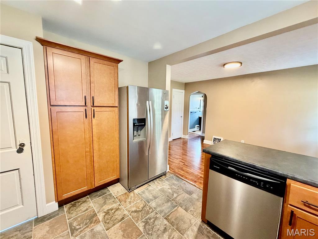 227 Mather Street Alton, IL 62002 - Photo 5 of 34