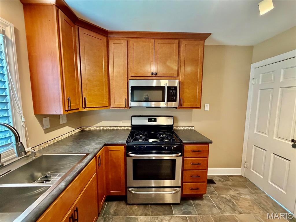 227 Mather Street Alton, IL 62002 - Photo 6 of 34