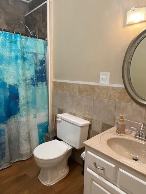 213 Crawford Run Road Creighton, PA 15030 - Photo 10 of 15 a bathroom with a sink and a mirror