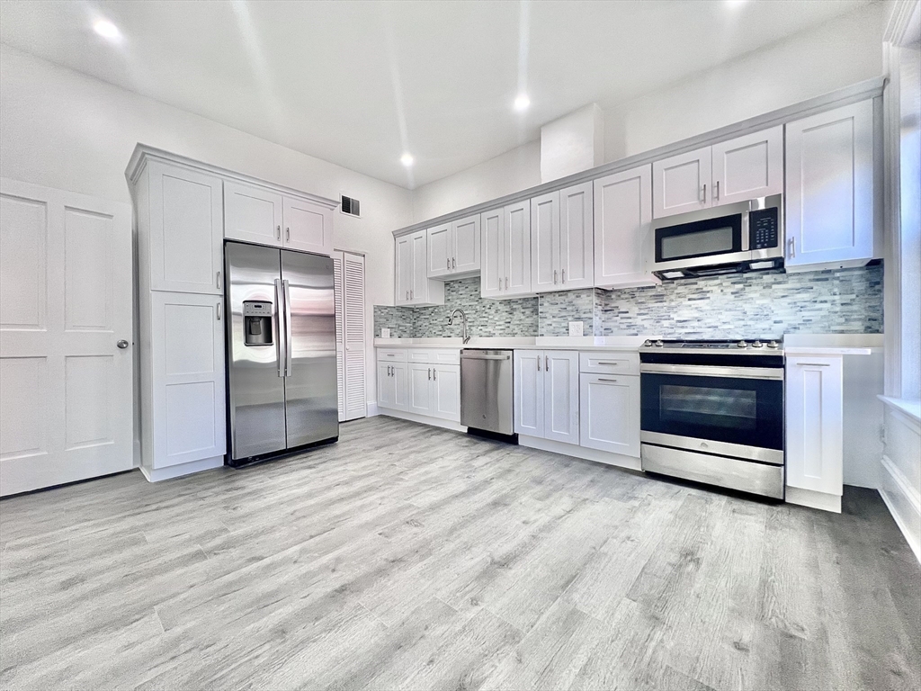 57 Fort Avenue, Unit 2 Boston, MA 02119 - Photo 3 of 15