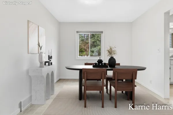 $268,500 | 910 East Evergreen Street, Greenville, MI 48838