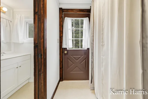 $268,500 | 910 East Evergreen Street, Greenville, MI 48838