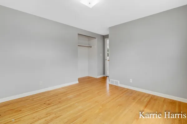 $268,500 | 910 East Evergreen Street, Greenville, MI 48838