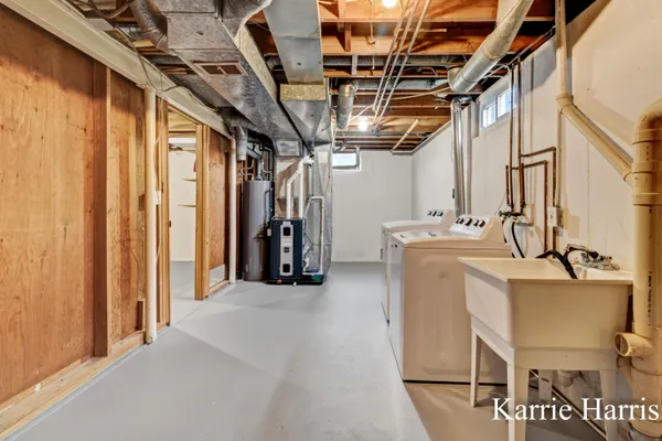 $268,500 | 910 East Evergreen Street, Greenville, MI 48838