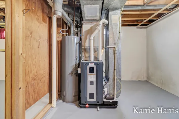 $268,500 | 910 East Evergreen Street, Greenville, MI 48838