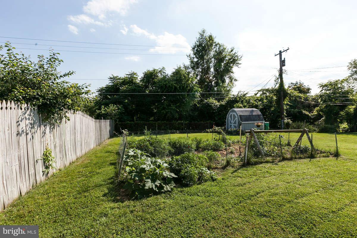 1331 Heather Hill Road Baltimore, MD 21239 - Photo 24 of 28 a garden view